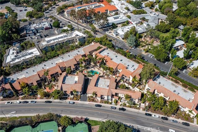 23401 Park Sorrento 55, Calabasas, CA 91302