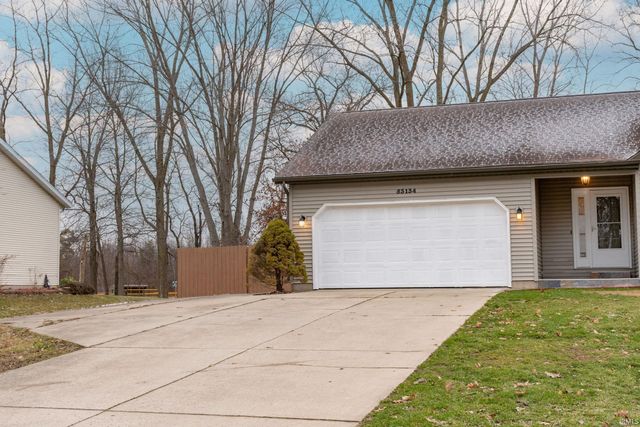 53134 Old Farm Road, Elkhart, IN 46514