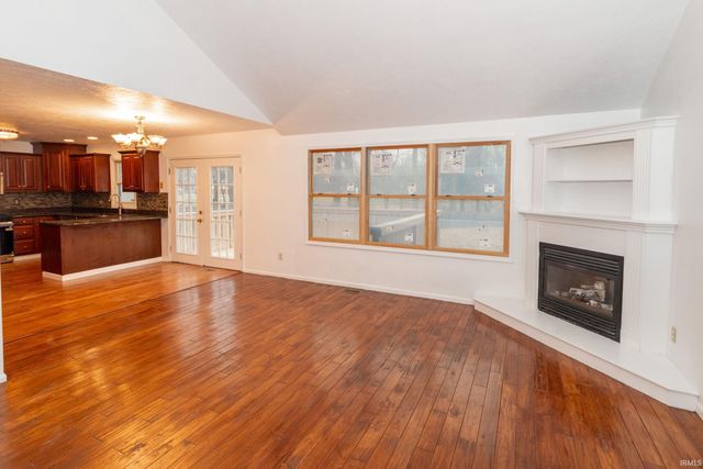 53134 Old Farm Road, Elkhart, IN 46514