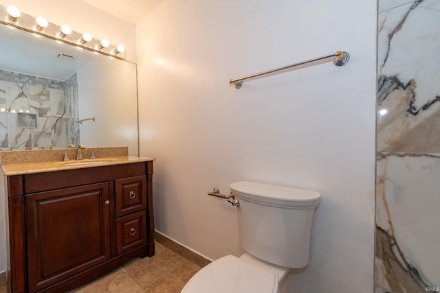 53134 Old Farm Road, Elkhart, IN 46514