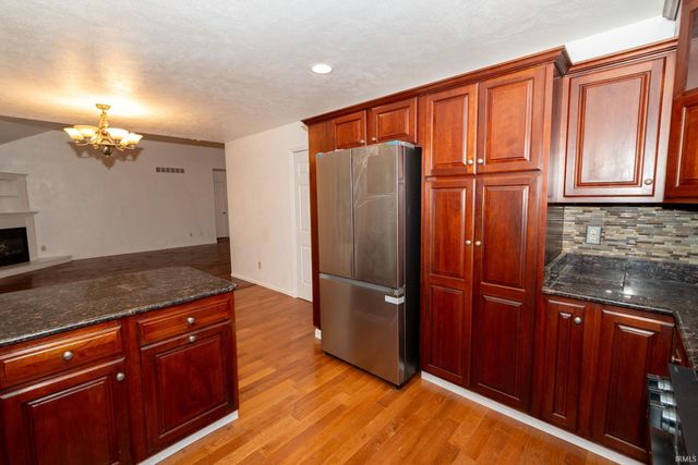 53134 Old Farm Road, Elkhart, IN 46514