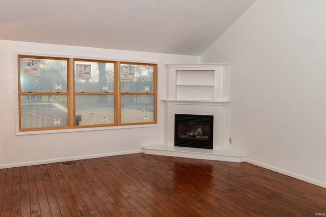 53134 Old Farm Road, Elkhart, IN 46514