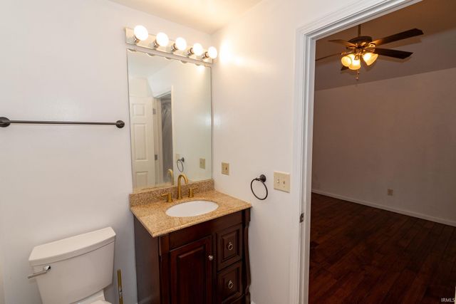 53134 Old Farm Road, Elkhart, IN 46514