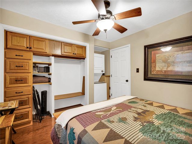 191 Pacolet Woods Lane, Saluda, NC 28773