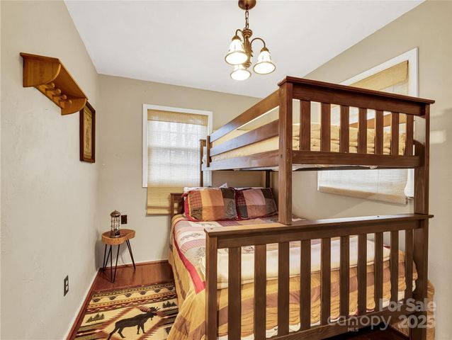 191 Pacolet Woods Lane, Saluda, NC 28773