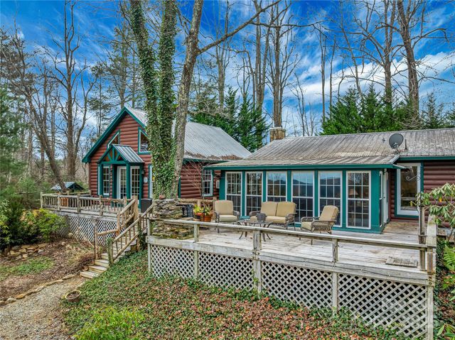 191 Pacolet Woods Lane, Saluda, NC 28773