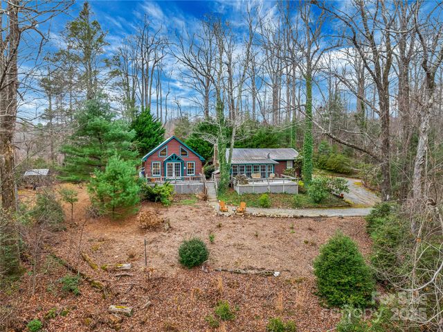 191 Pacolet Woods Lane, Saluda, NC 28773