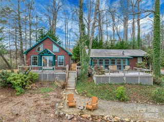 191 Pacolet Woods Lane, Saluda, NC 28773