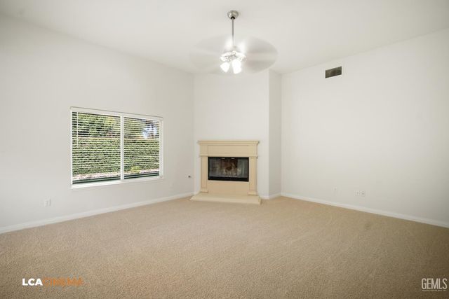 1805 Angers Court, Bakersfield, CA 93311