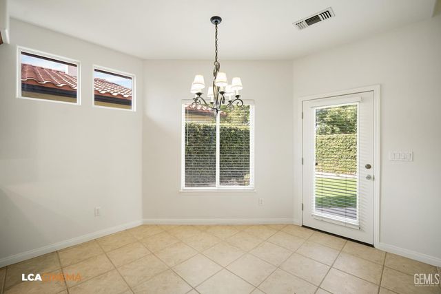 1805 Angers Court, Bakersfield, CA 93311