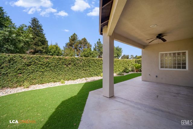 1805 Angers Court, Bakersfield, CA 93311