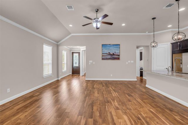 134 Verbena Way, Montgomery, TX 77316