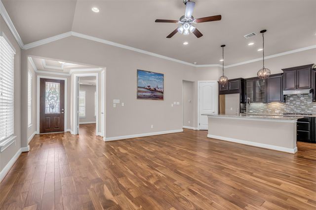 134 Verbena Way, Montgomery, TX 77316