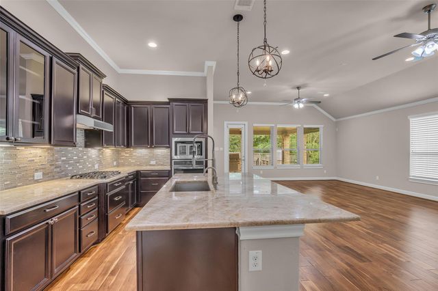 134 Verbena Way, Montgomery, TX 77316