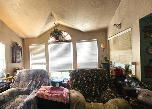 7573 W Bernard Road, Hungerford, TX 77435