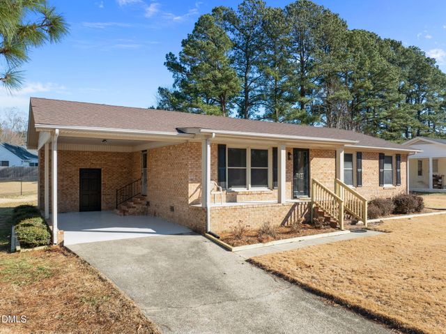 602 Wedgewood Avenue, Zebulon, NC 27597