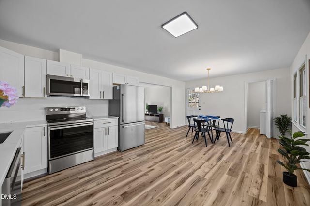 602 Wedgewood Avenue, Zebulon, NC 27597