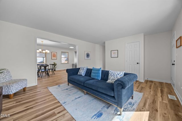 602 Wedgewood Avenue, Zebulon, NC 27597