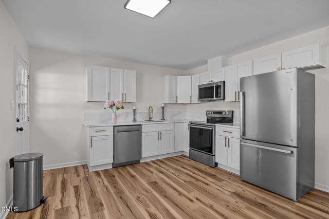 602 Wedgewood Avenue, Zebulon, NC 27597