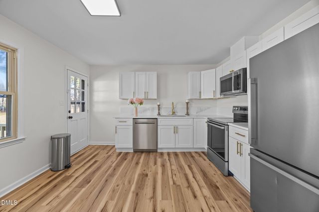 602 Wedgewood Avenue, Zebulon, NC 27597