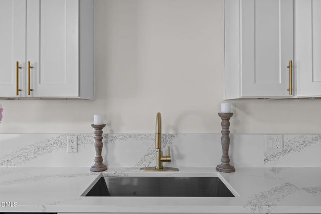 602 Wedgewood Avenue, Zebulon, NC 27597