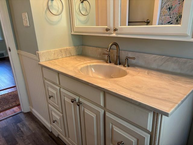 65 Brookside Circle, Springfield, MA 01129