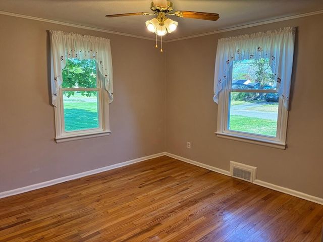 65 Brookside Circle, Springfield, MA 01129