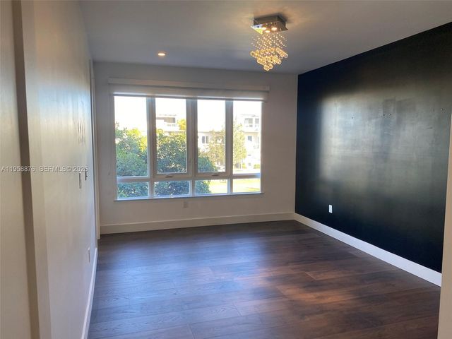 6430 NW 104th Path 6430, Doral, FL 33178