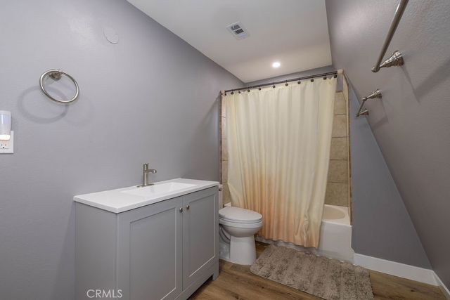 41941 Evergreen Drive, Big Bear Lake, CA 92315