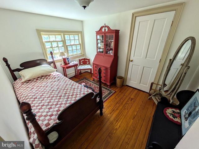 1731 HOWELL RD, Easton, PA 18040