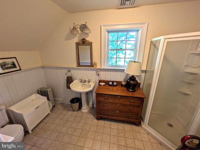 1731 HOWELL RD, Easton, PA 18040
