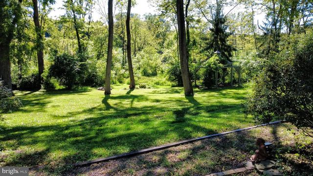 1731 HOWELL RD, Easton, PA 18040