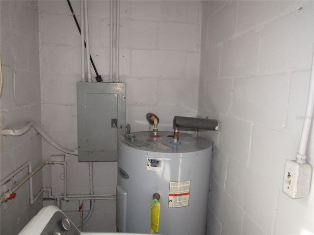 4232 W BAY VIEW AVENUE, Tampa, FL 33611