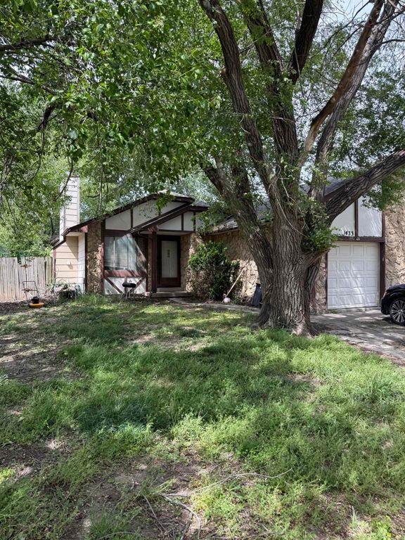 1433 S Todd Place Court, Wichita, KS 67207