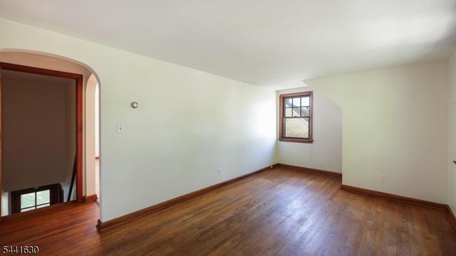 89 Ford Ave, Woodbridge Twp., NJ 08863