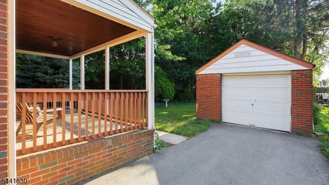 89 Ford Ave, Woodbridge Twp., NJ 08863