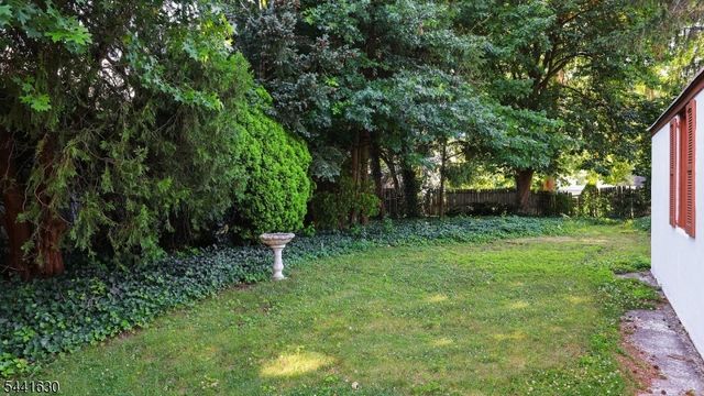 89 Ford Ave, Woodbridge Twp., NJ 08863