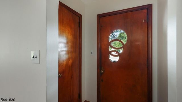 89 Ford Ave, Woodbridge Twp., NJ 08863