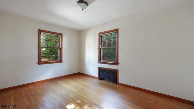 89 Ford Ave, Woodbridge Twp., NJ 08863
