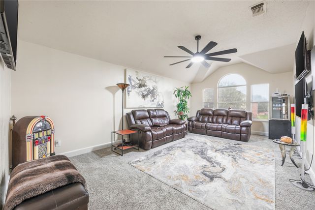 716 Mulberry Lane, Desoto, TX 75115