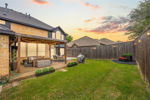 716 Mulberry Lane, Desoto, TX 75115