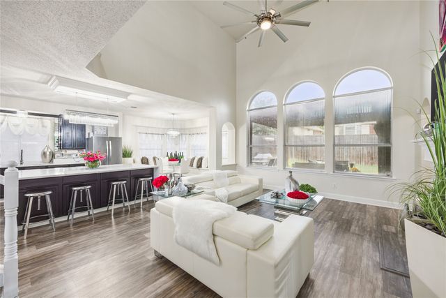 716 Mulberry Lane, Desoto, TX 75115