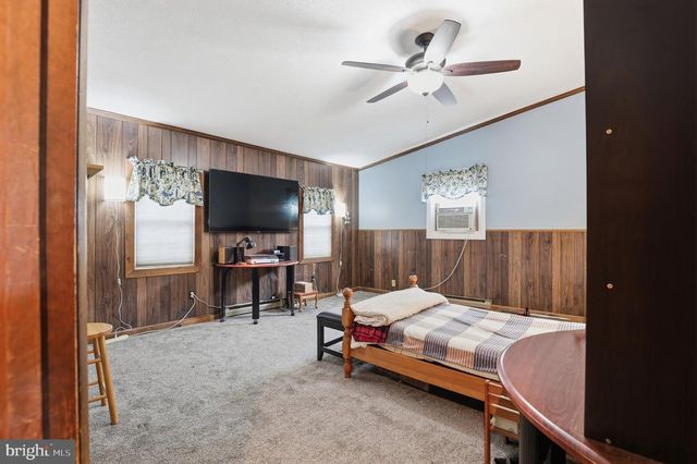 1816 GLENARM RD, Edgewater, MD 21037