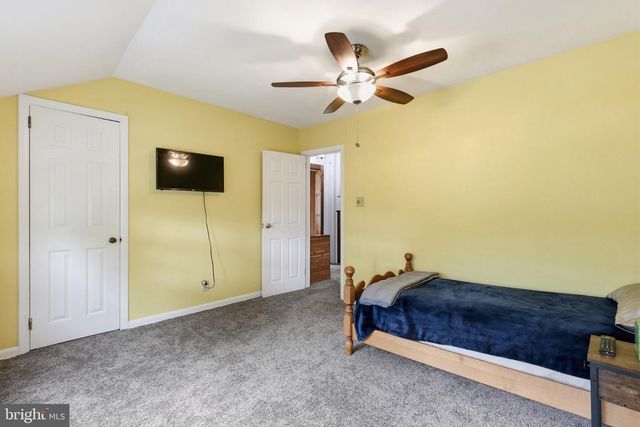 1816 GLENARM RD, Edgewater, MD 21037