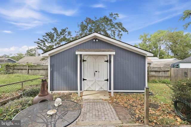 1816 GLENARM RD, Edgewater, MD 21037