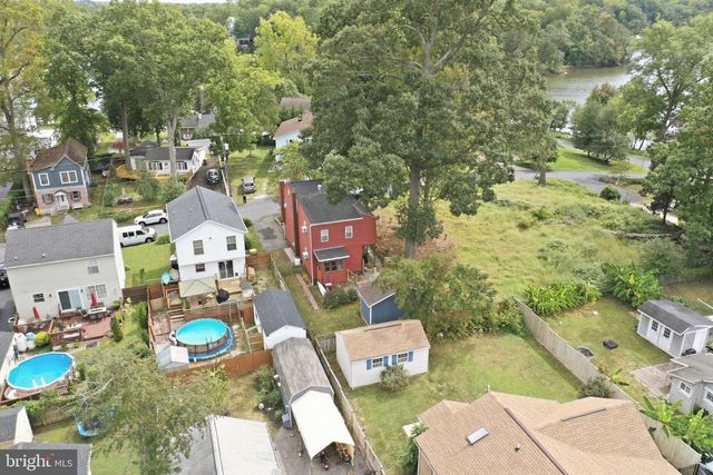 1816 GLENARM RD, Edgewater, MD 21037