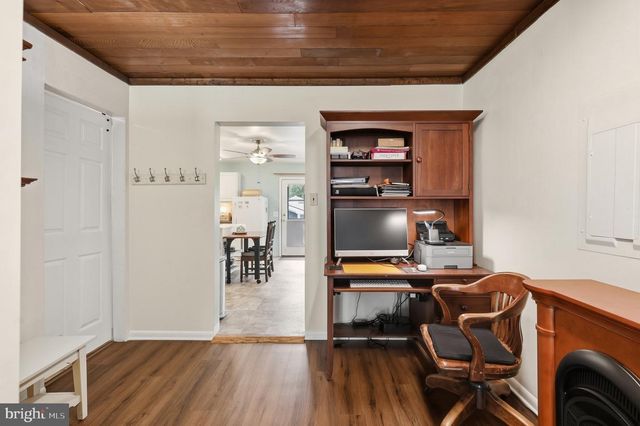 1816 GLENARM RD, Edgewater, MD 21037