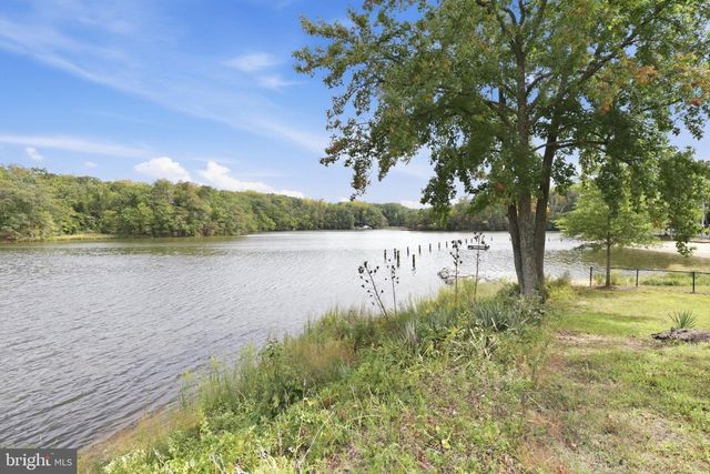 1816 GLENARM RD, Edgewater, MD 21037
