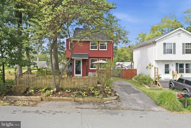 1816 GLENARM RD, Edgewater, MD 21037