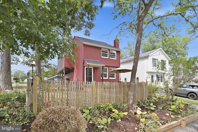 1816 GLENARM RD, Edgewater, MD 21037